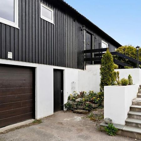 Tranquil Haven Villa Alesund Exterior photo